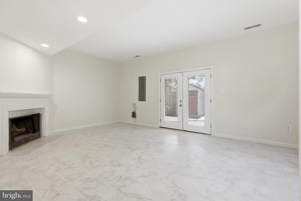 3126 VALENTINO COURT