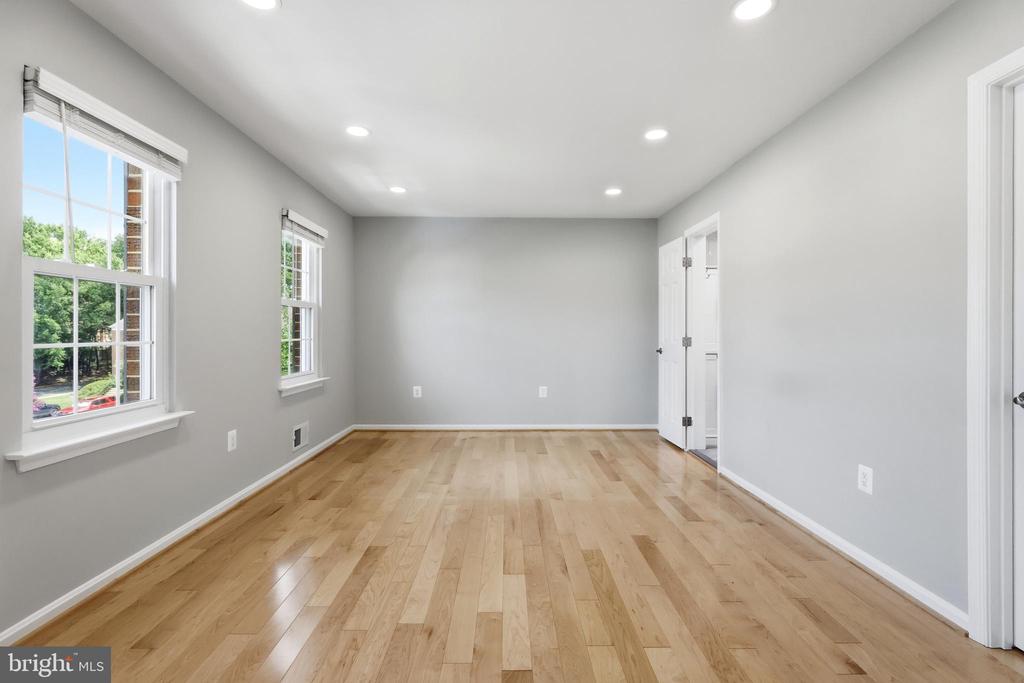 3126 VALENTINO COURT