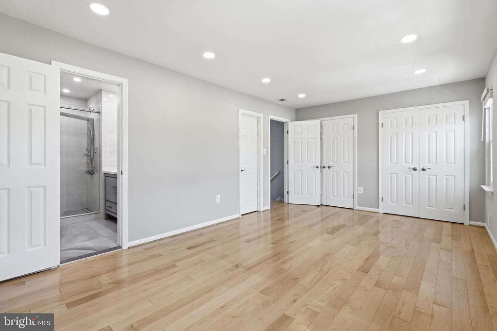 3126 VALENTINO COURT