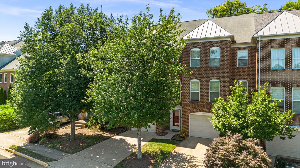 12087 EDGEMERE CIRCLE