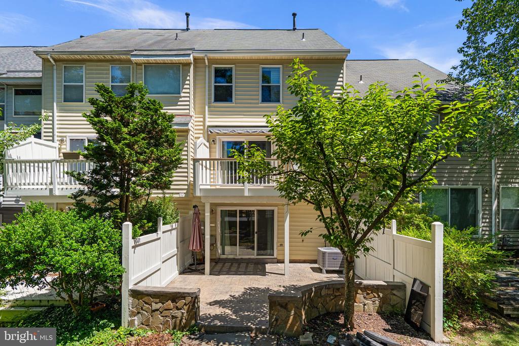 12087 EDGEMERE CIRCLE