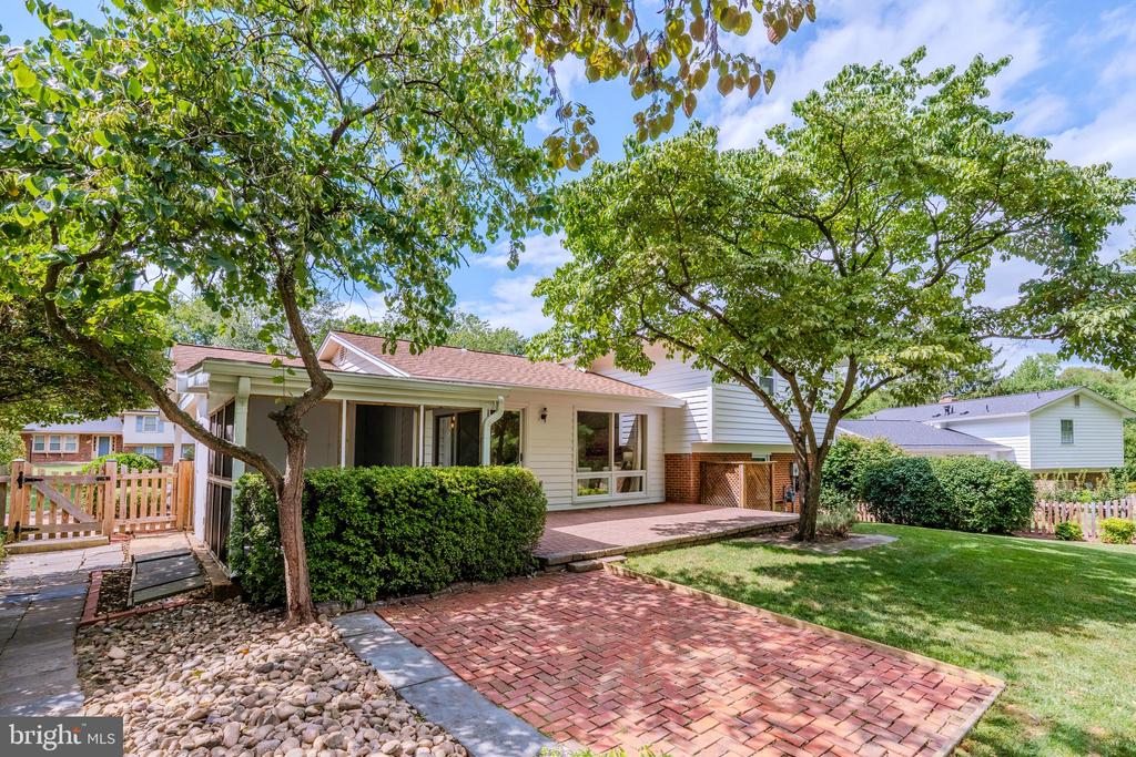 1703 PALM SPRINGS DRIVE