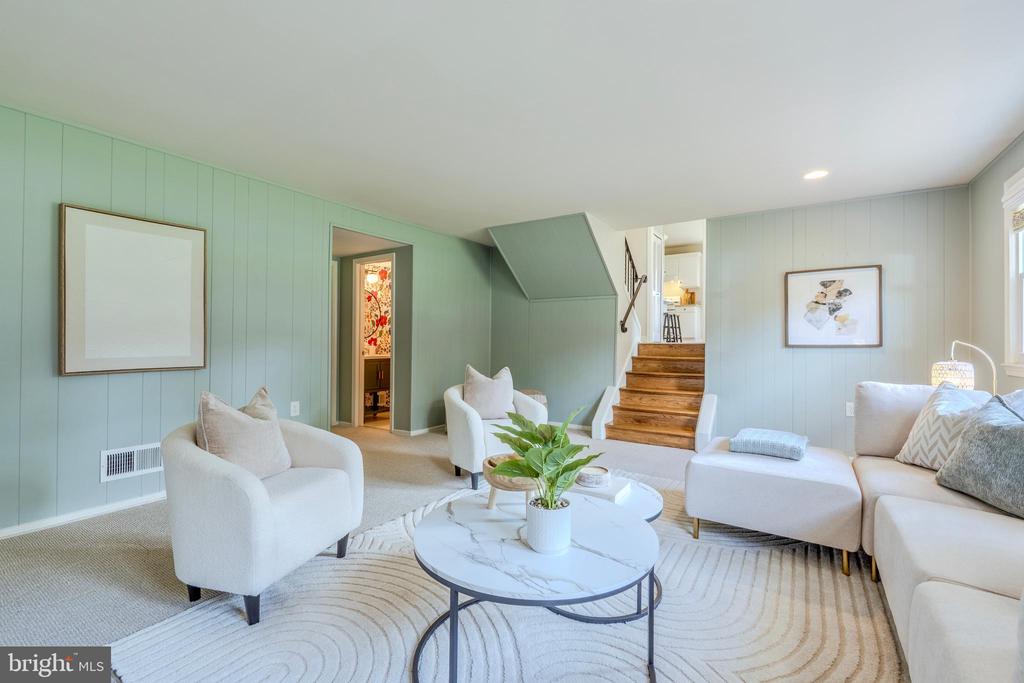 1703 PALM SPRINGS DRIVE