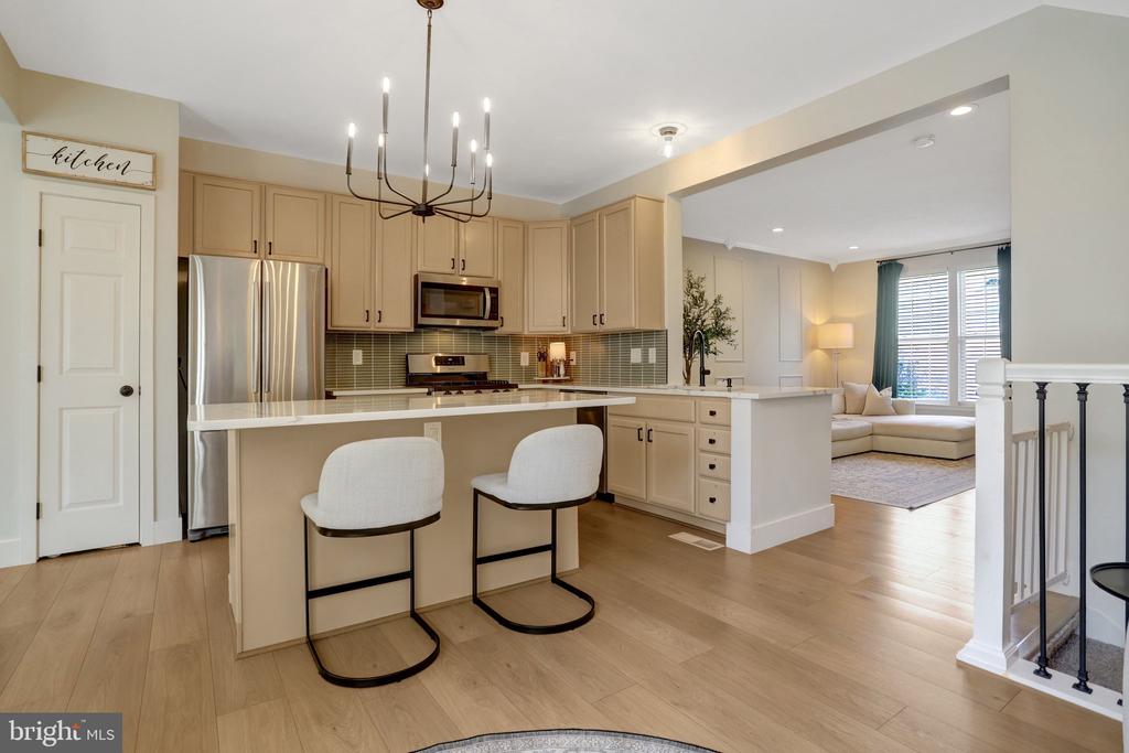 7837 DOGUE INDIAN CIRCLE
