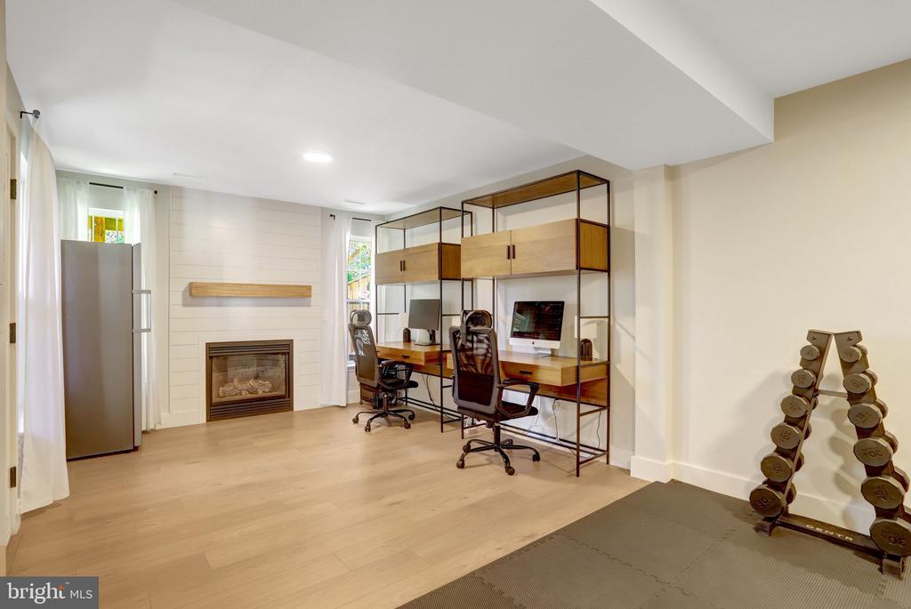 7837 DOGUE INDIAN CIRCLE
