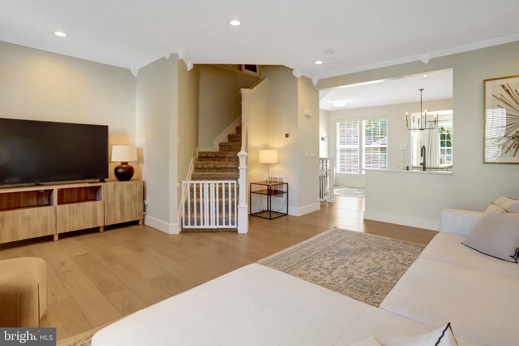 7837 DOGUE INDIAN CIRCLE