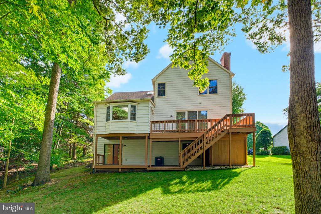 7827 BELLEFLOWER DRIVE