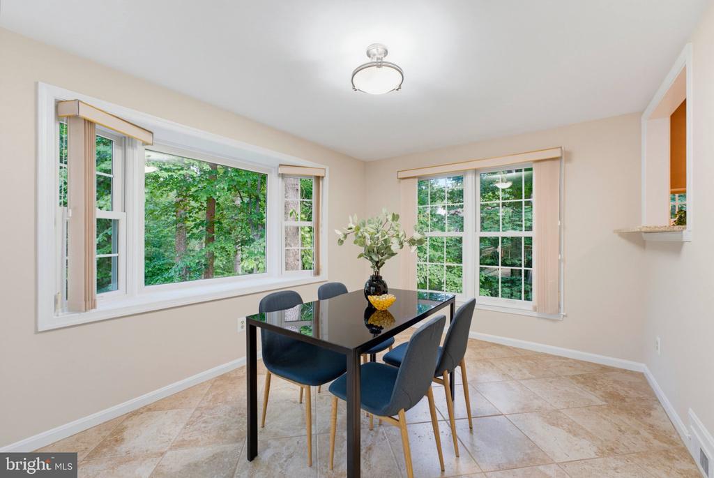 7827 BELLEFLOWER DRIVE