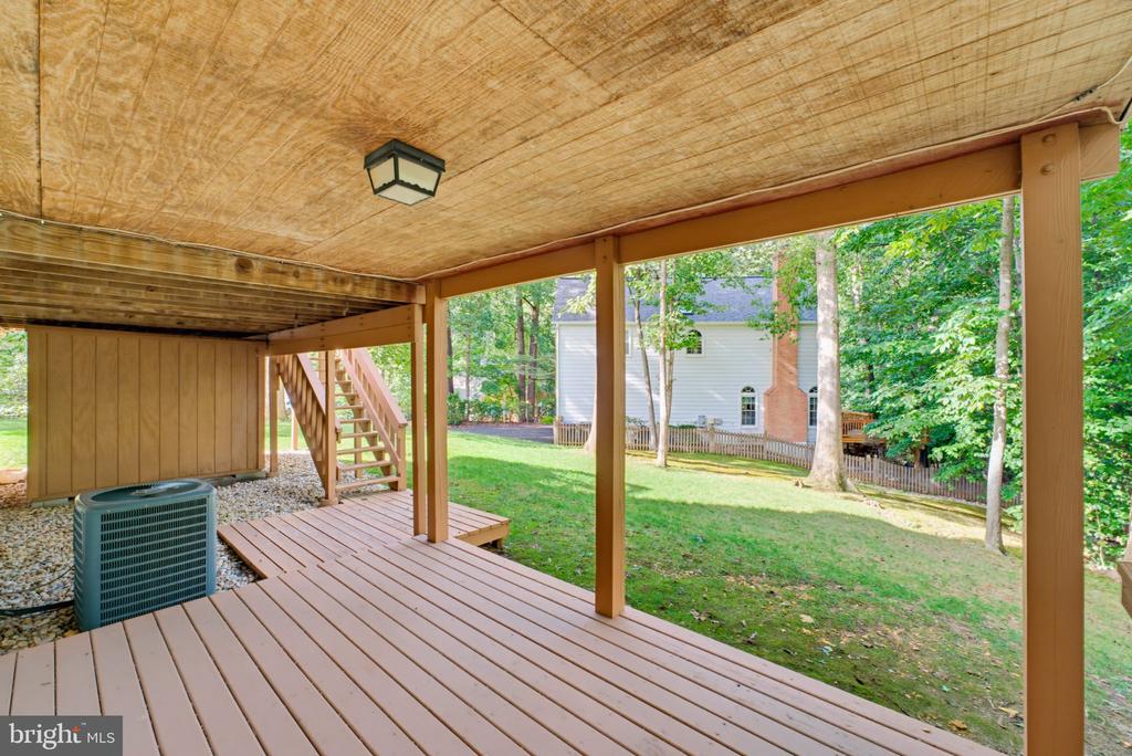 7827 BELLEFLOWER DRIVE