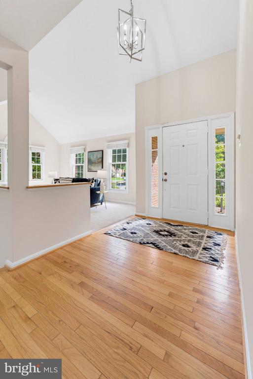 7827 BELLEFLOWER DRIVE