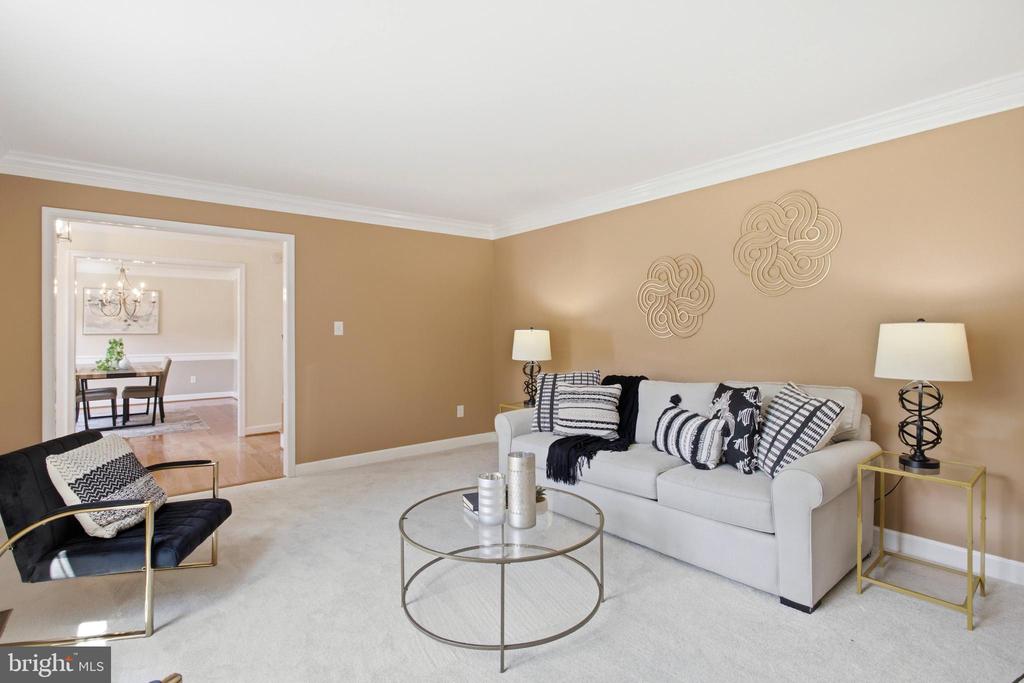 5218 PUMPHREY DRIVE
