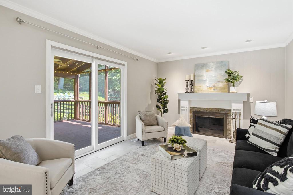 5218 PUMPHREY DRIVE