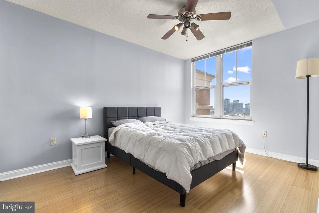 11760 SUNRISE VALLEY DRIVE Unit: 905