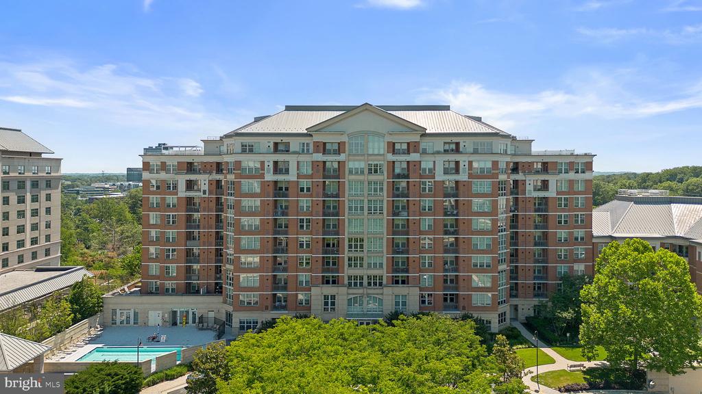 11760 SUNRISE VALLEY DRIVE Unit: 905