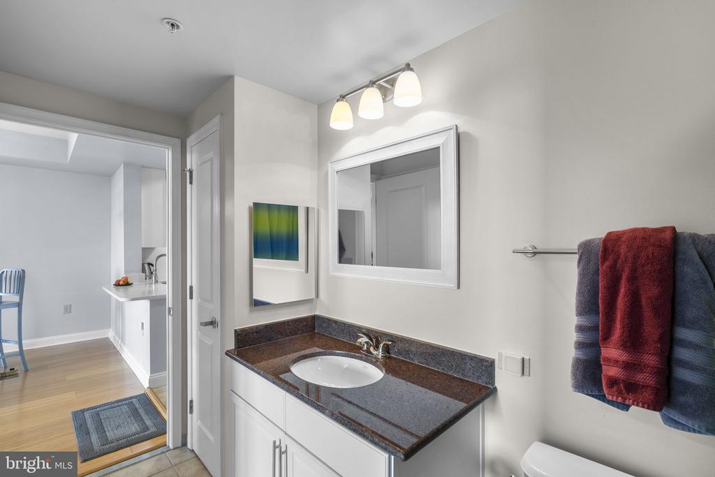 11760 SUNRISE VALLEY DRIVE Unit: 905
