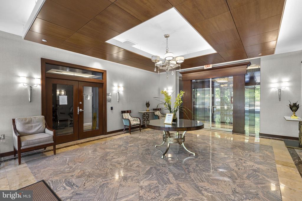 11760 SUNRISE VALLEY DRIVE Unit: 905