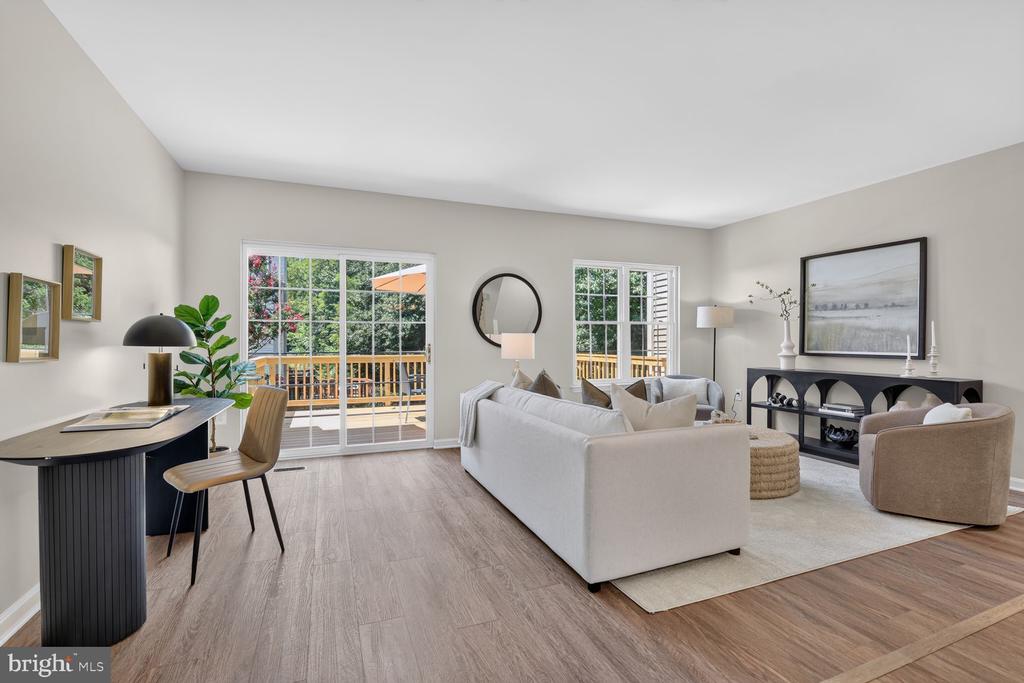 3926 COLLIS OAK COURT