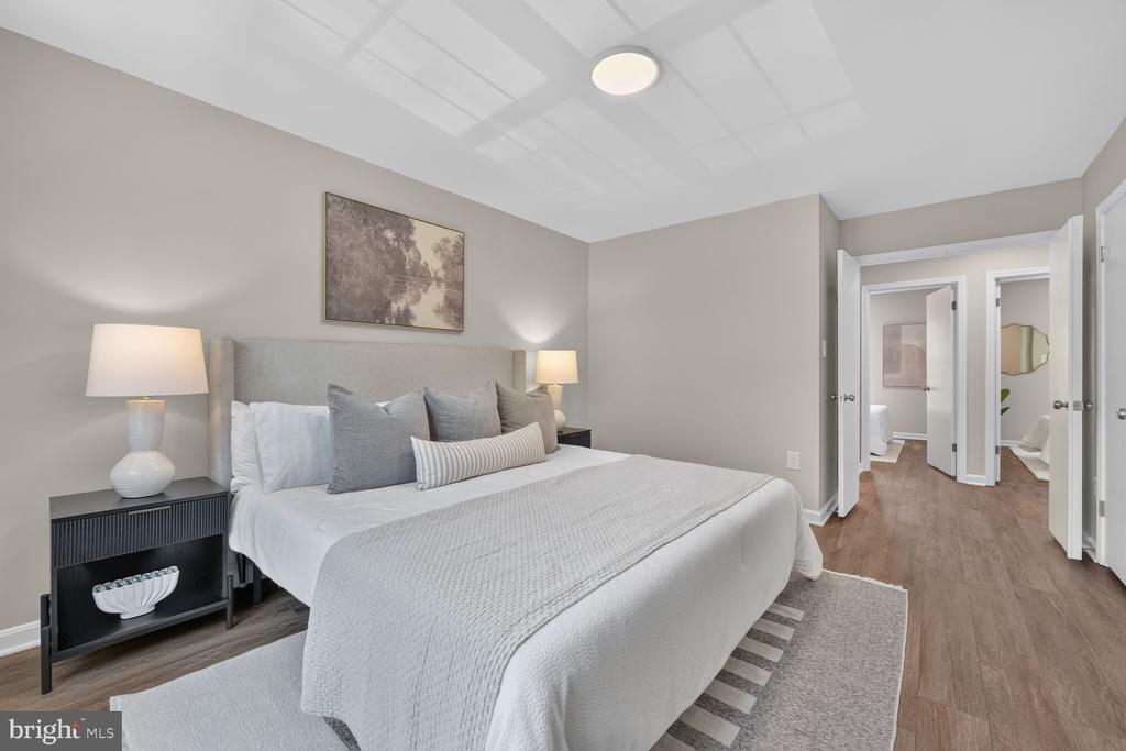 3926 COLLIS OAK COURT