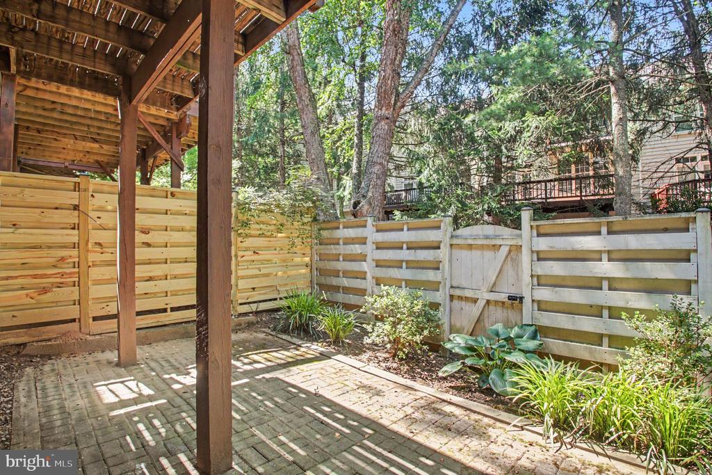 1305 SUNDIAL DRIVE