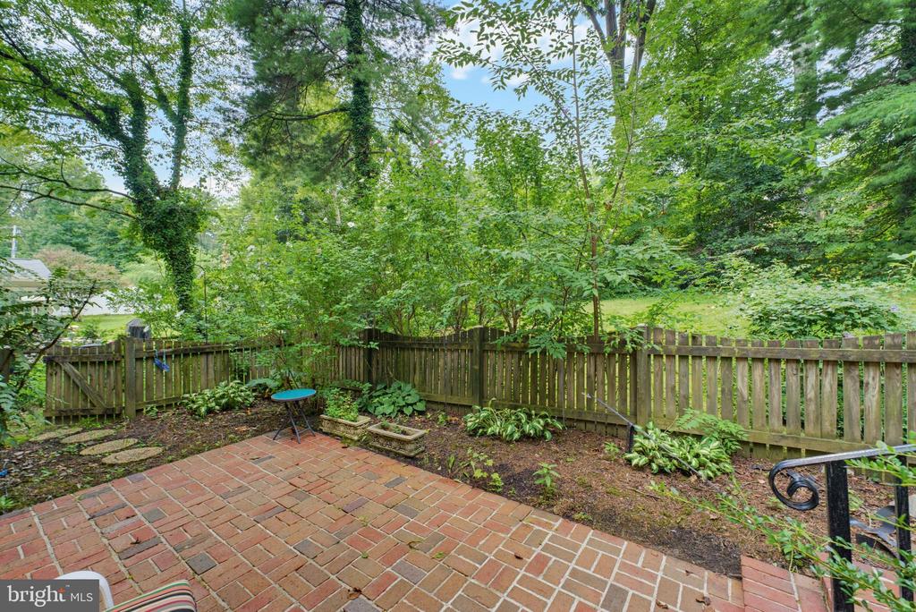 8305 BRIAR CREEK DRIVE