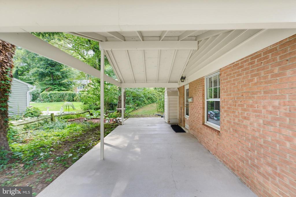 8305 BRIAR CREEK DRIVE