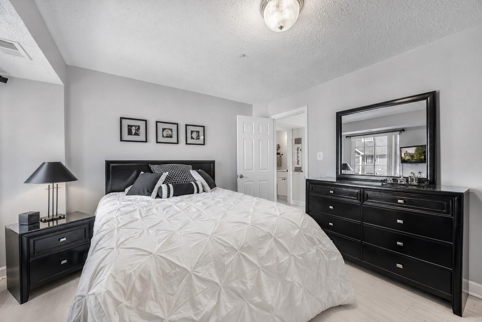 6003 ELLESMERE COURT Unit: H