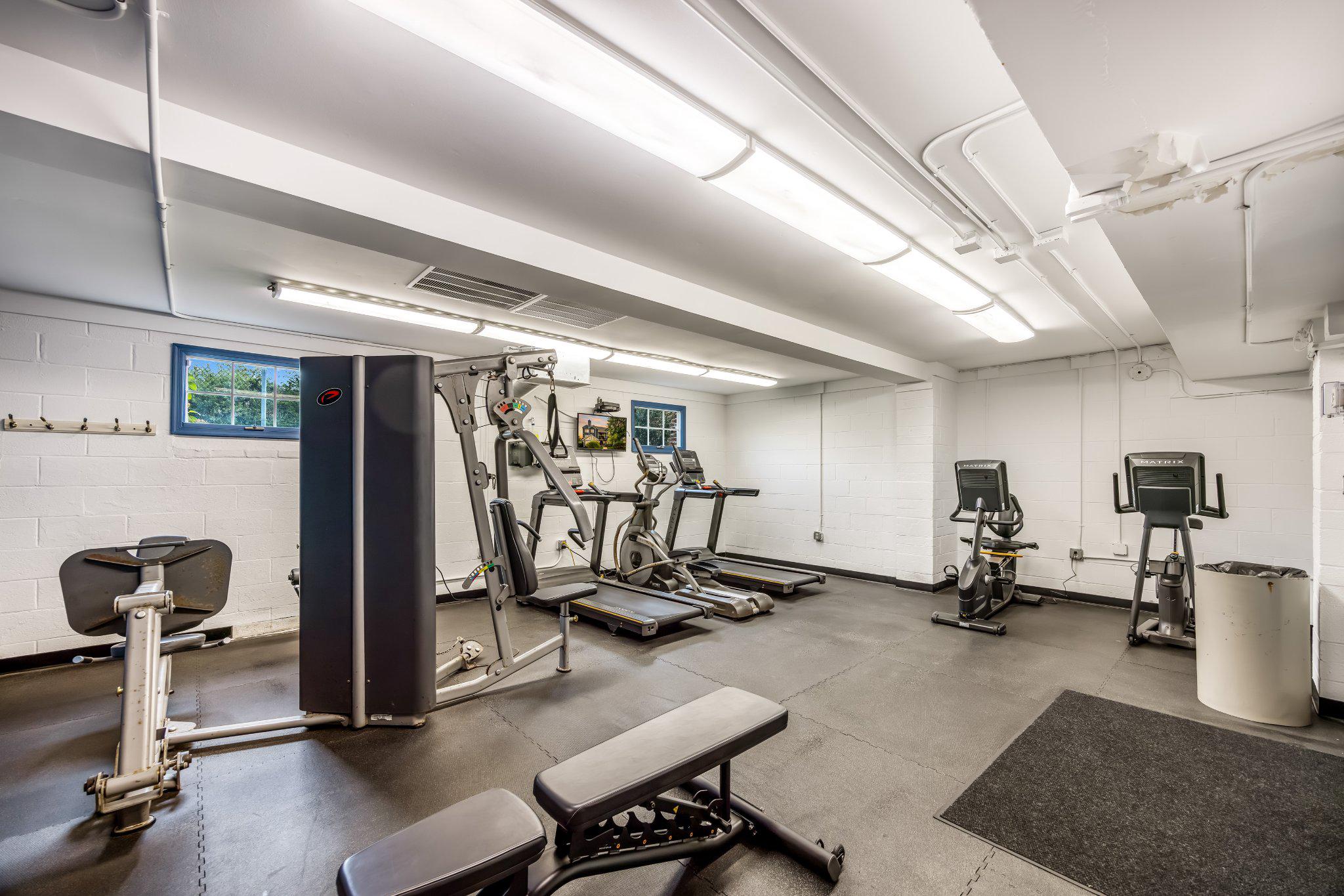 6003 ELLESMERE COURT Unit: H