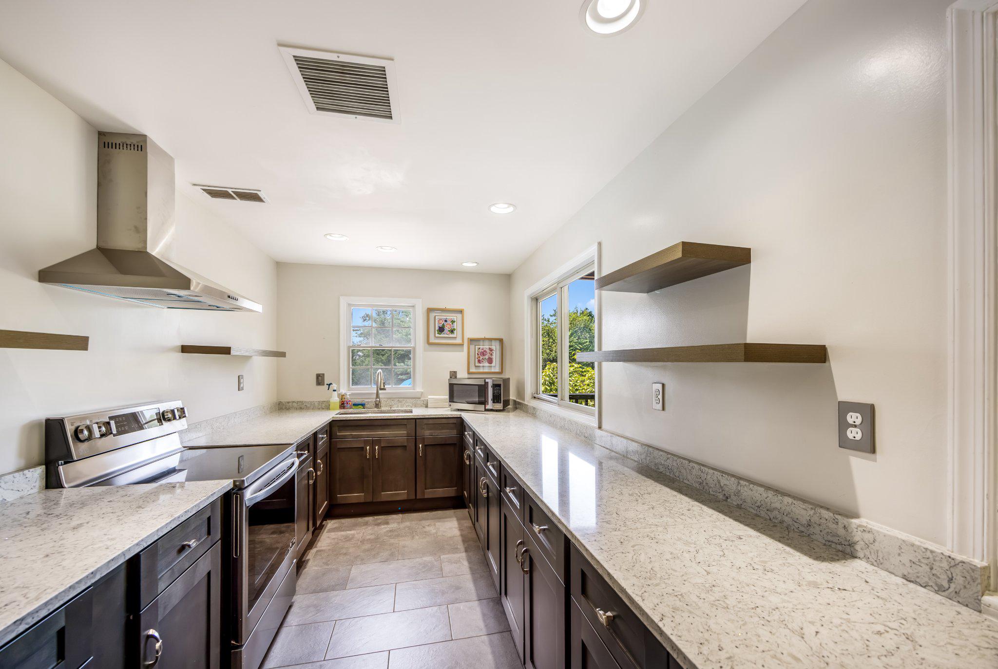 6003 ELLESMERE COURT Unit: H