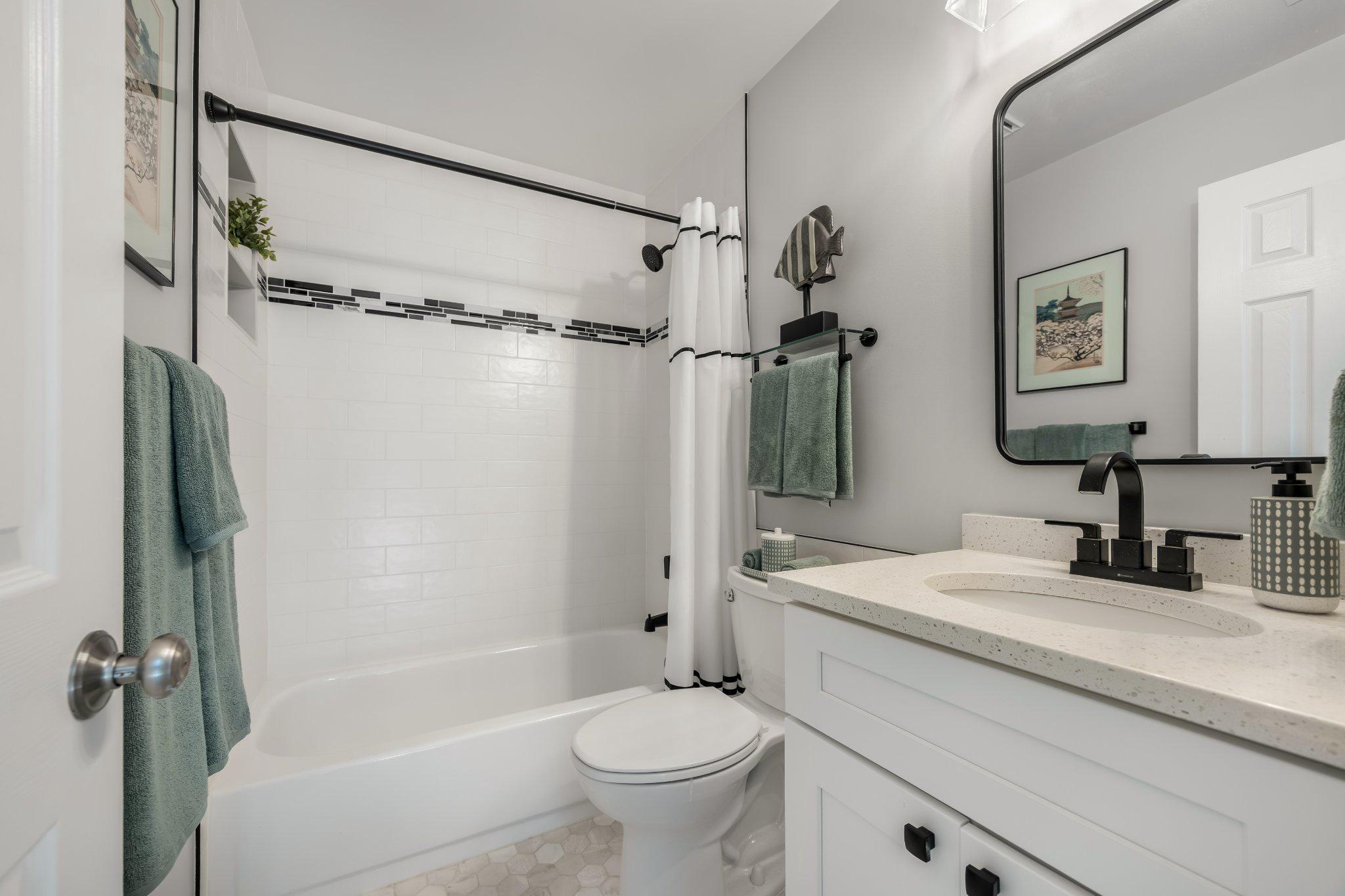 6003 ELLESMERE COURT Unit: H
