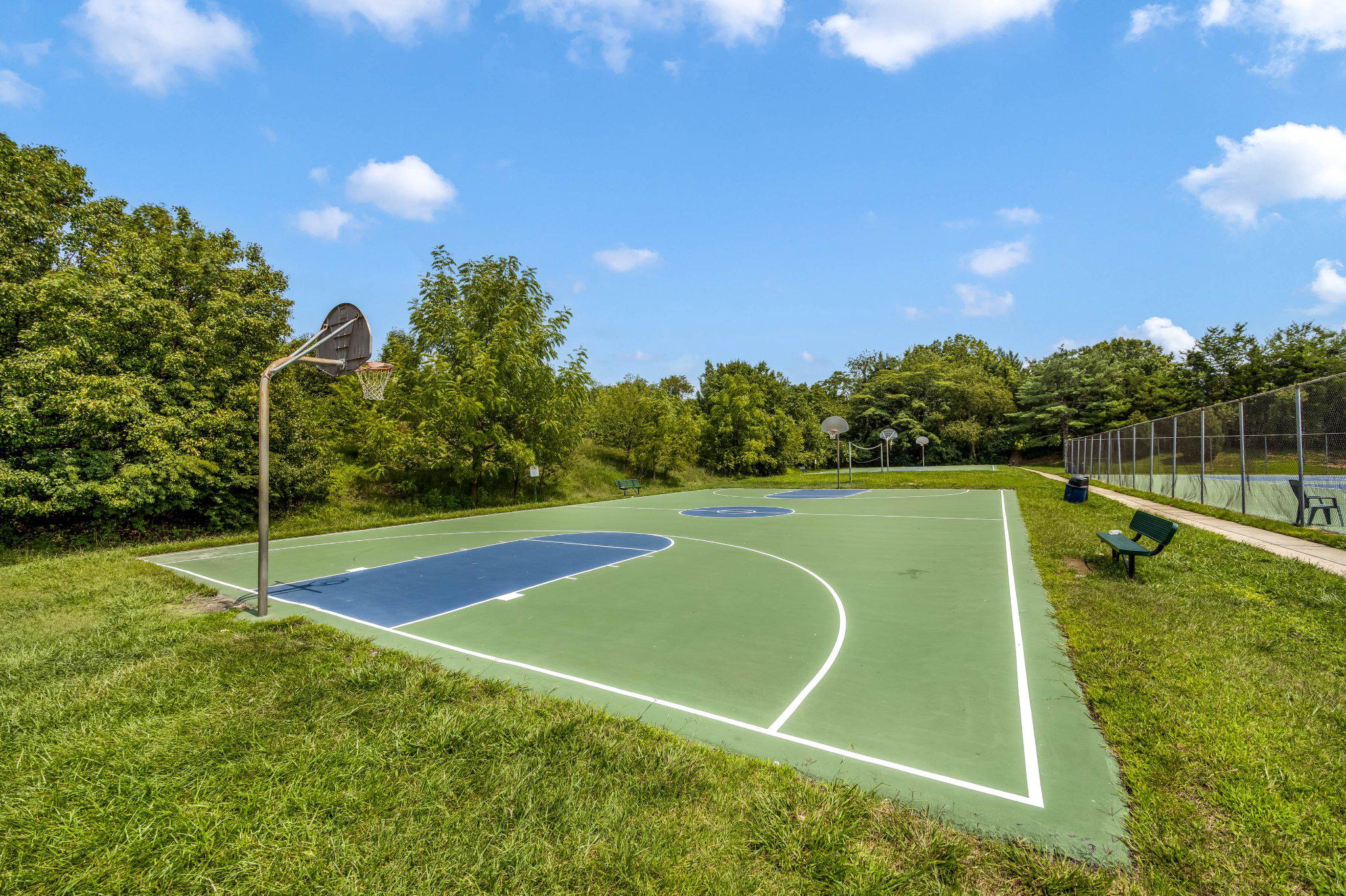 6003 ELLESMERE COURT Unit: H