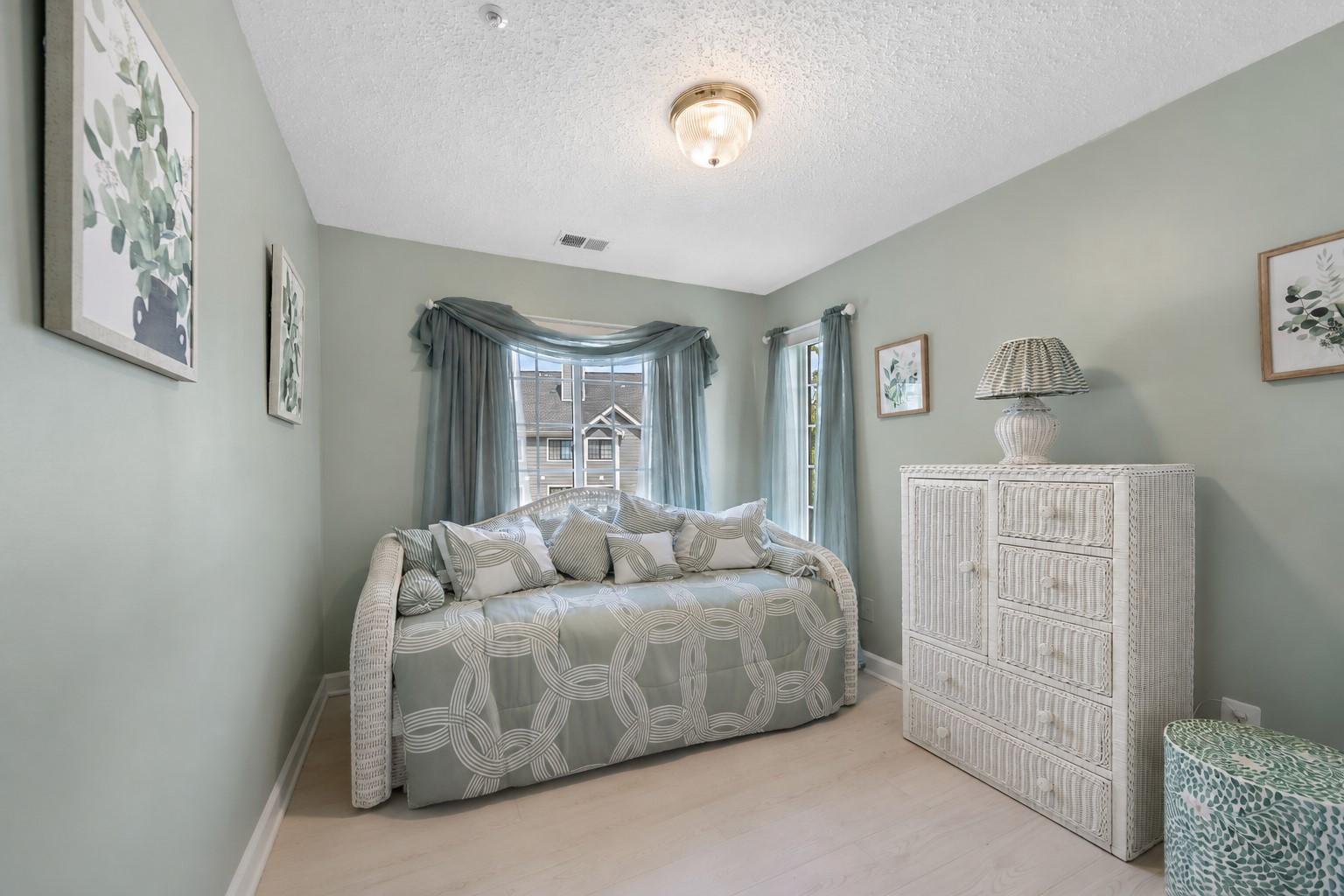 6003 ELLESMERE COURT Unit: H