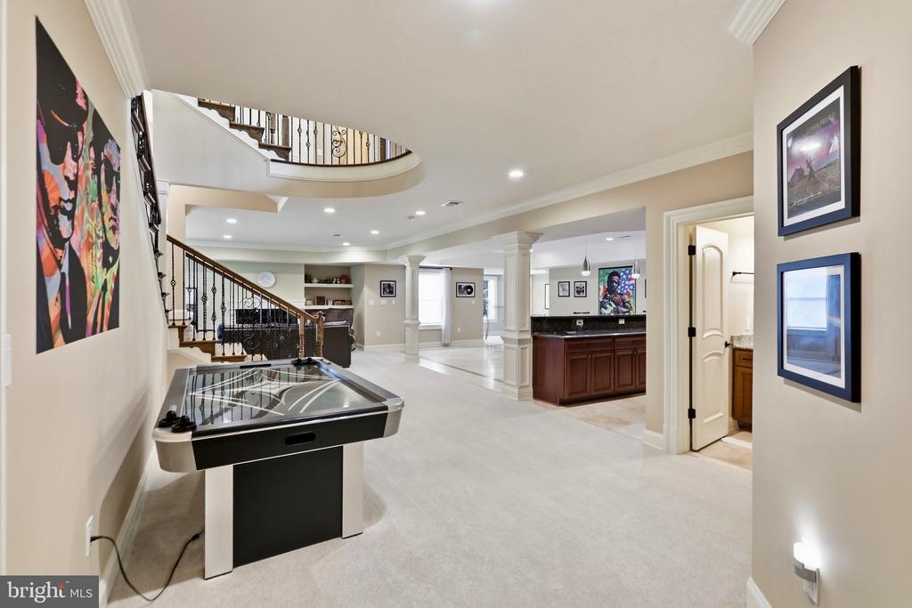 936 KIMBERWICKE RD