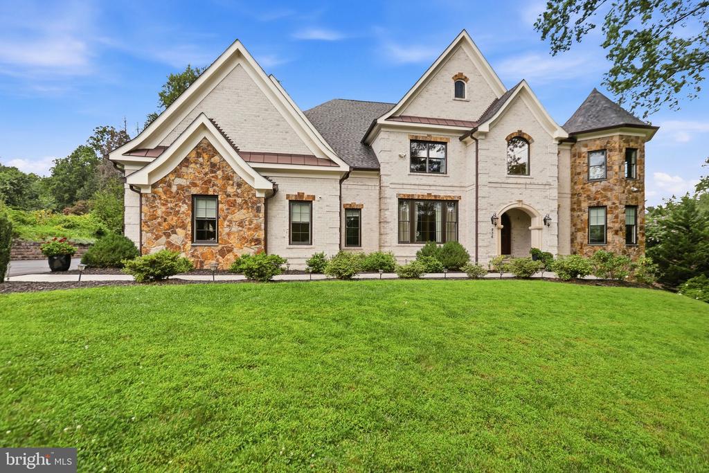 936 KIMBERWICKE RD