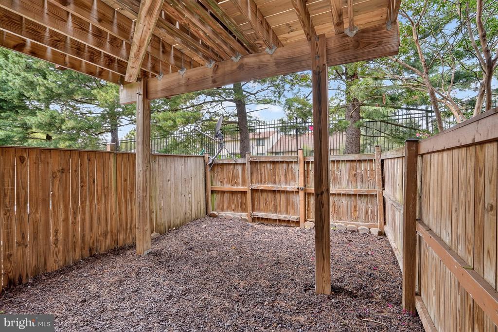 4135 WEEPING WILLOW COURT Unit: 143B