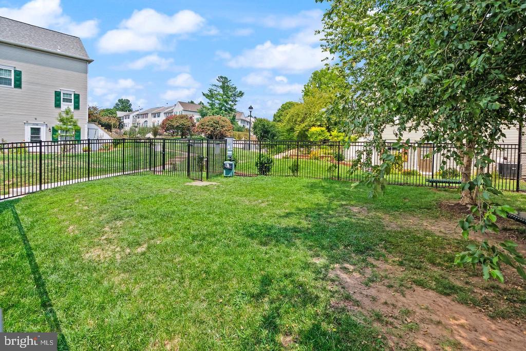 4135 WEEPING WILLOW COURT Unit: 143B