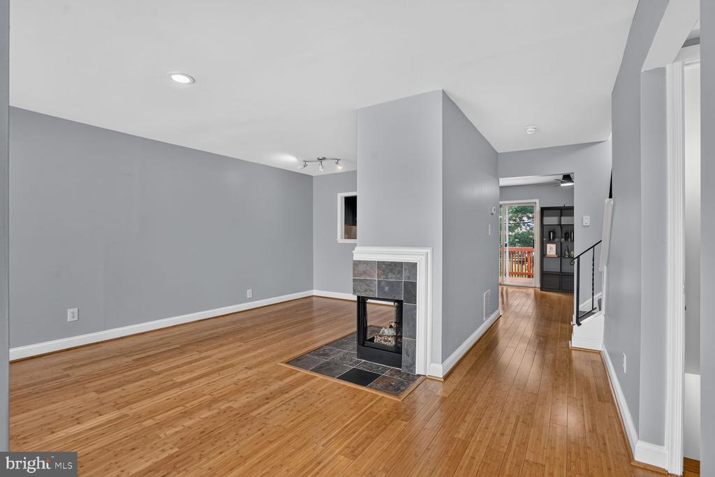 4135 WEEPING WILLOW COURT Unit: 143B