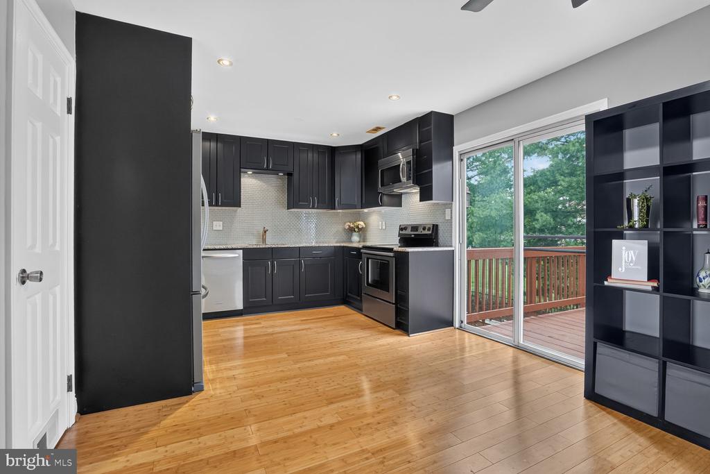 4135 WEEPING WILLOW COURT Unit: 143B