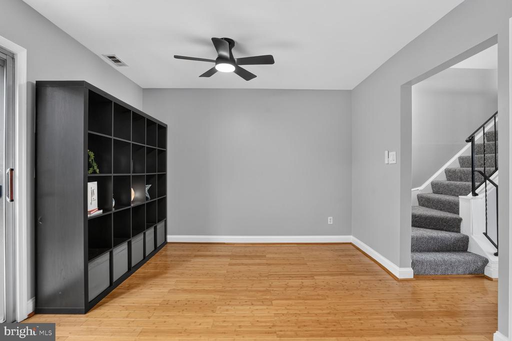 4135 WEEPING WILLOW COURT Unit: 143B