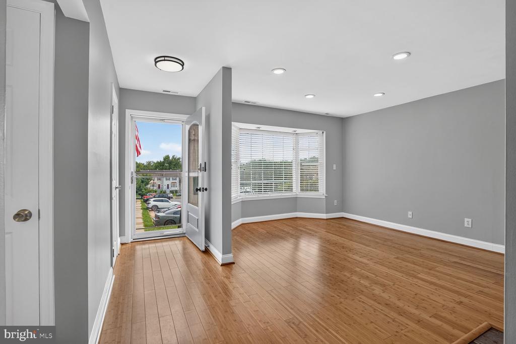 4135 WEEPING WILLOW COURT Unit: 143B