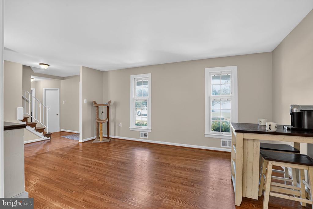 5811 OTTAWA ROAD