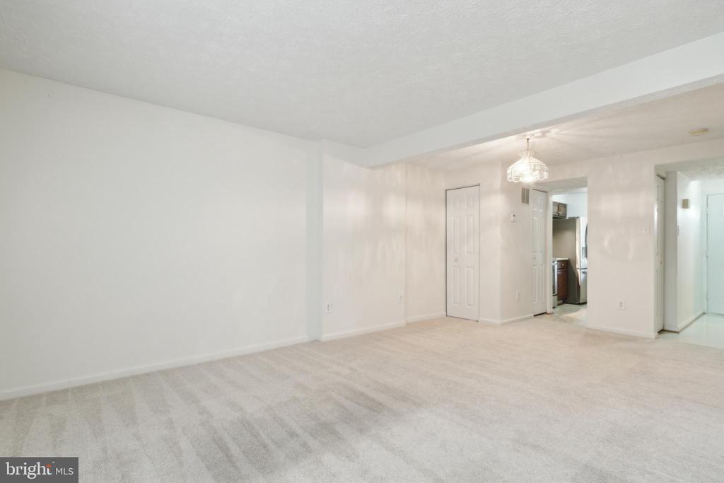 8483 AURORA COURT