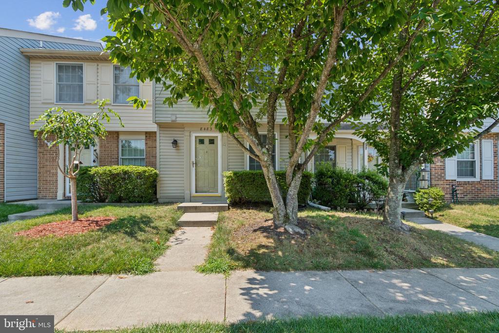 8483 AURORA COURT