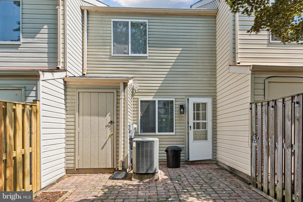 8483 AURORA COURT