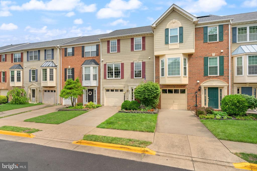 6543 KELSEY POINT CIRCLE