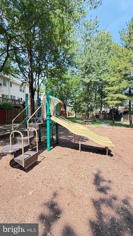 6543 KELSEY POINT CIRCLE