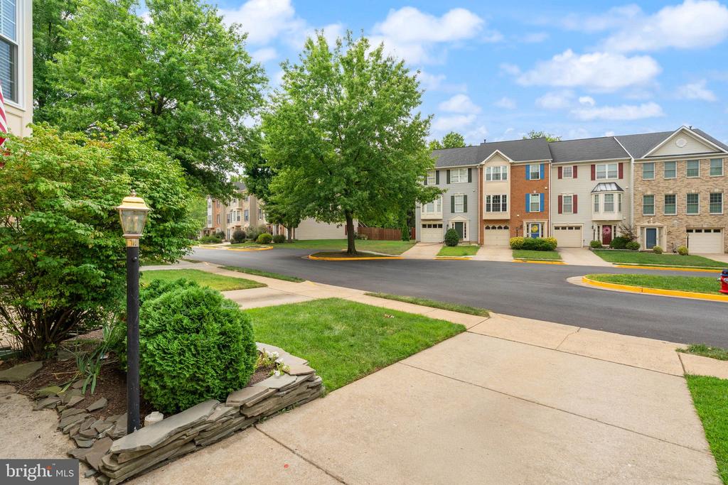 6543 KELSEY POINT CIRCLE