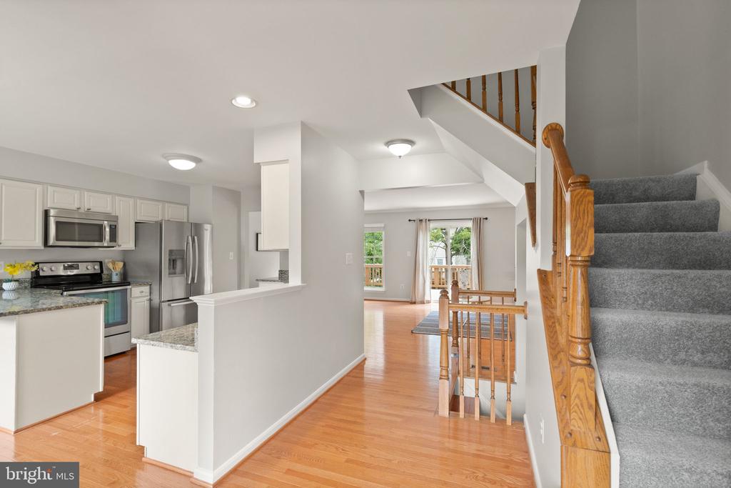6543 KELSEY POINT CIRCLE
