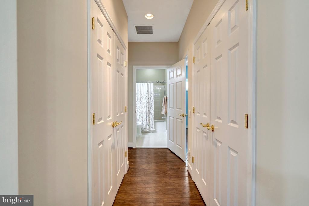 8886 CALLA LILY COURT