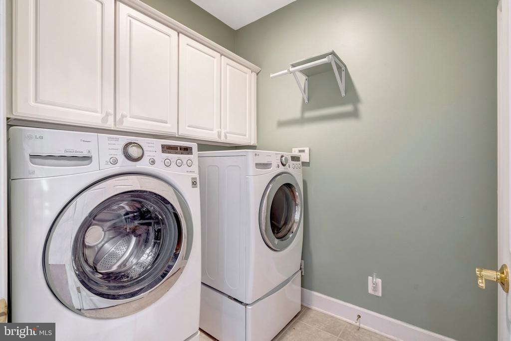 8886 CALLA LILY COURT