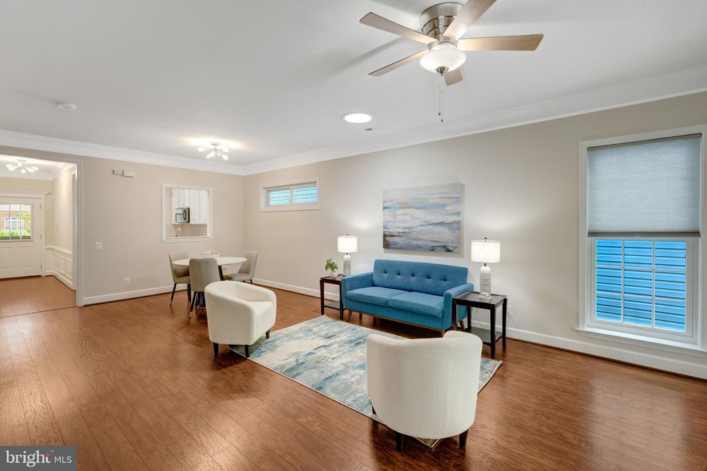 8886 CALLA LILY COURT